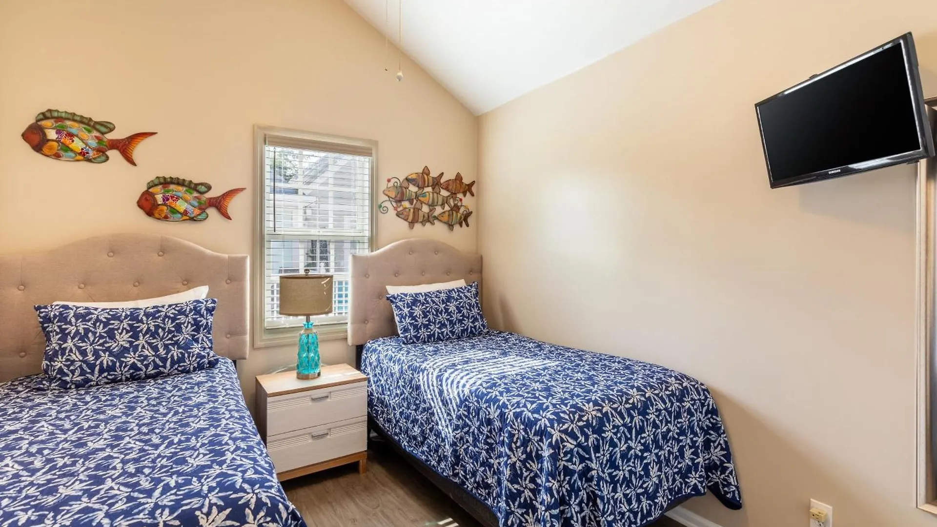 Parrot Perch By Avantstay Old Town Key West W Shared Pool Week Long Stays Only