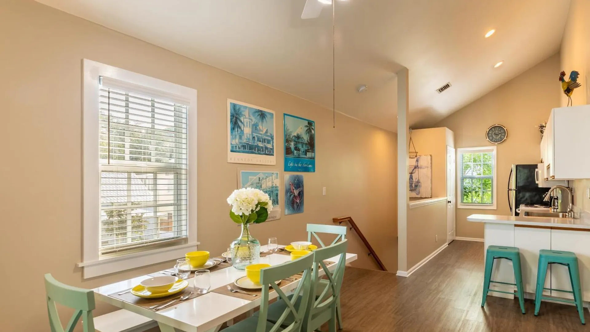 Holiday home Parrot Perch By Avantstay Old Town Key West W Shared Pool Week Long Stays Only United States